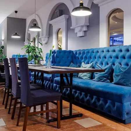 维斯皮安斯基酒店